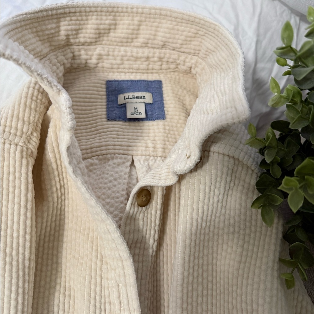 L.L. Bean Cream Utility Jacket Cozy and Stylish